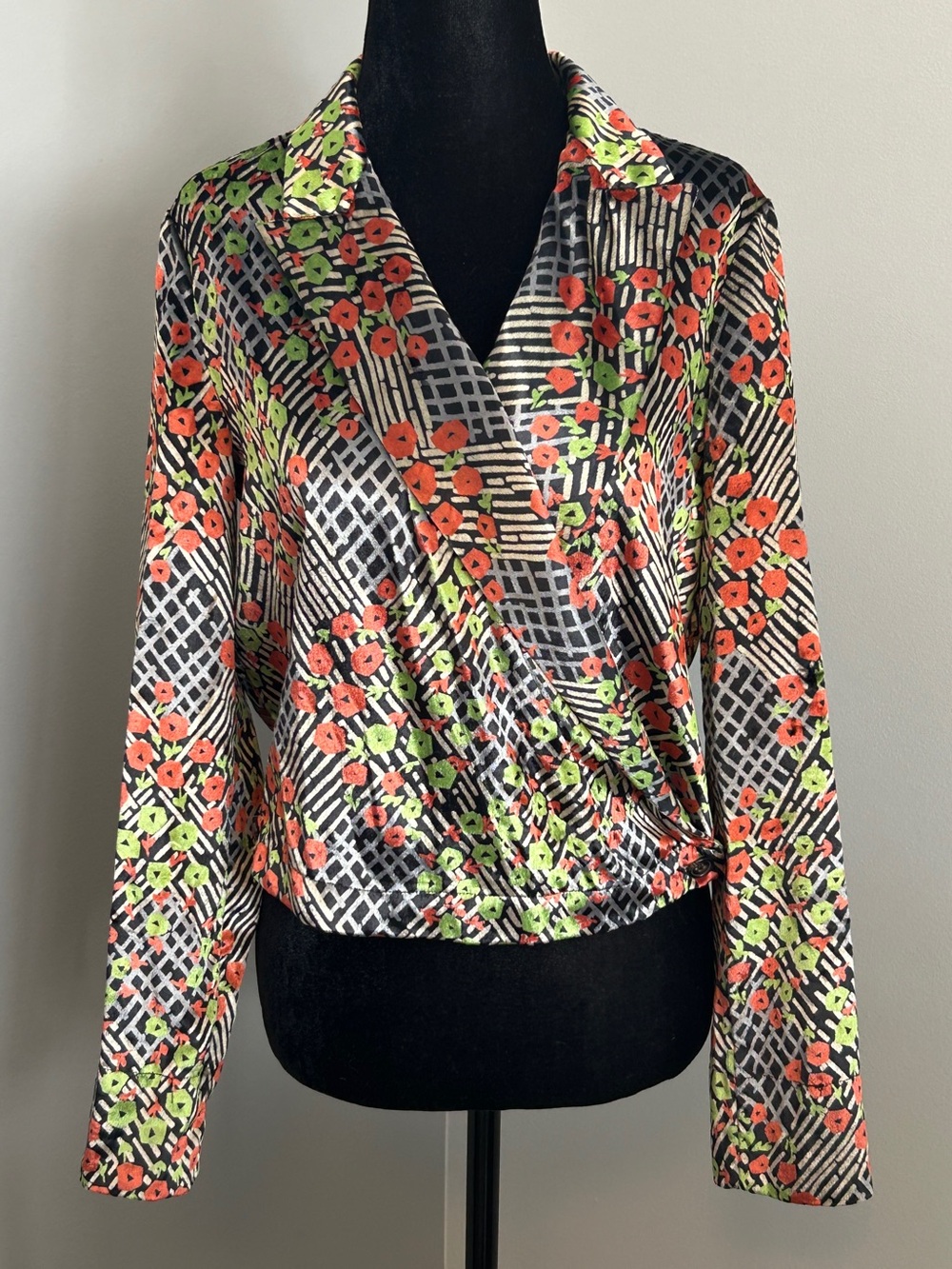 Anthropologie ett:twa Velvet Poppy Print Wrap Cropped Blouse Women's Size 2